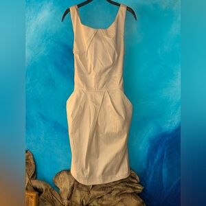 Teezme Women’s size 7 
Bleach White lined with pockets